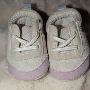 Infant girl shoes ( 2 for 1)